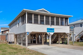 5033 Poppas Place 3 Min Walk to Beach
